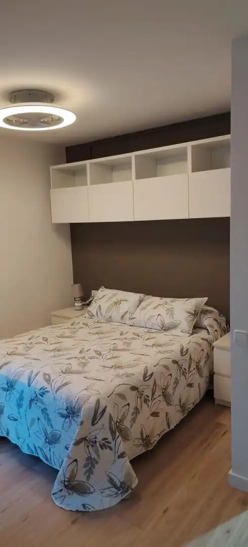 Dormitori de Apartament de lloguer en El Pedró