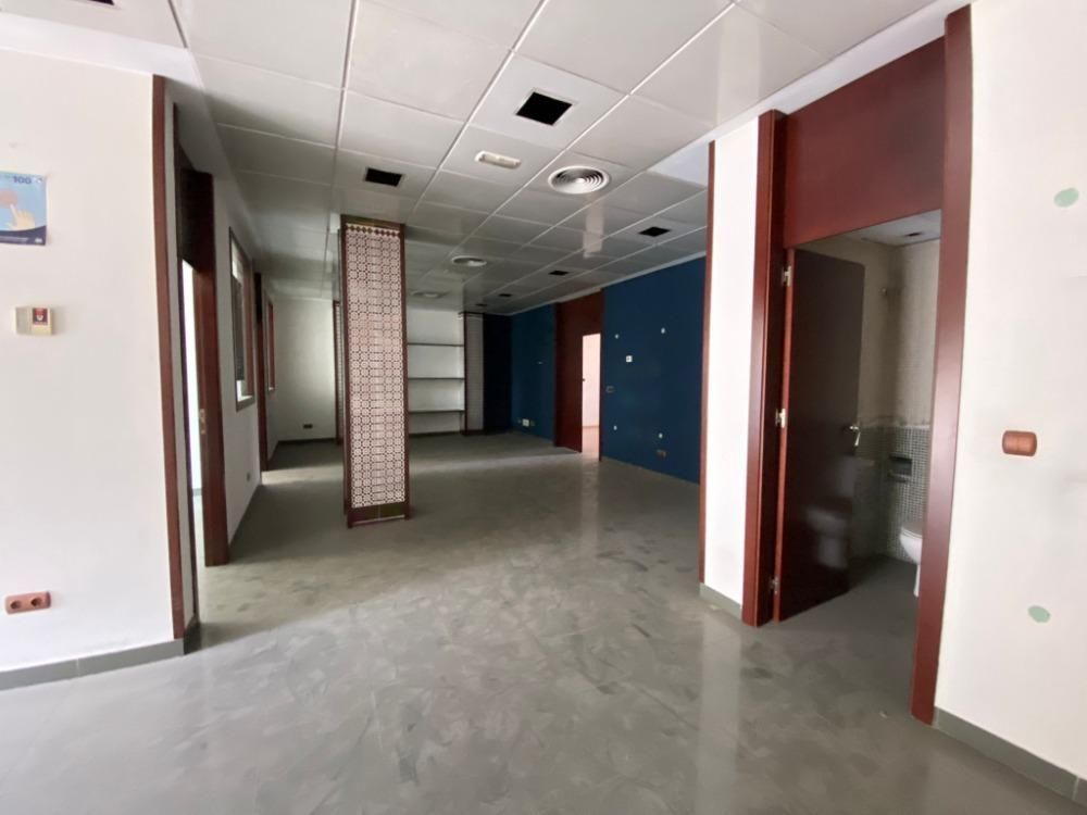 Premises for sale in  Jaén Capital