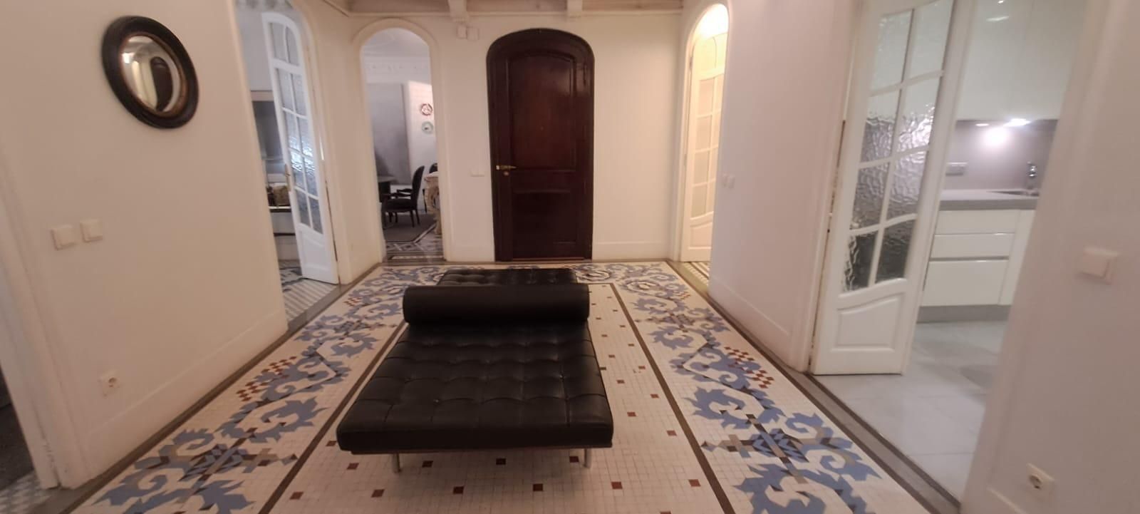 Flat for sale in  Valencia Capital  with Air Conditioner, Heating and Terrace