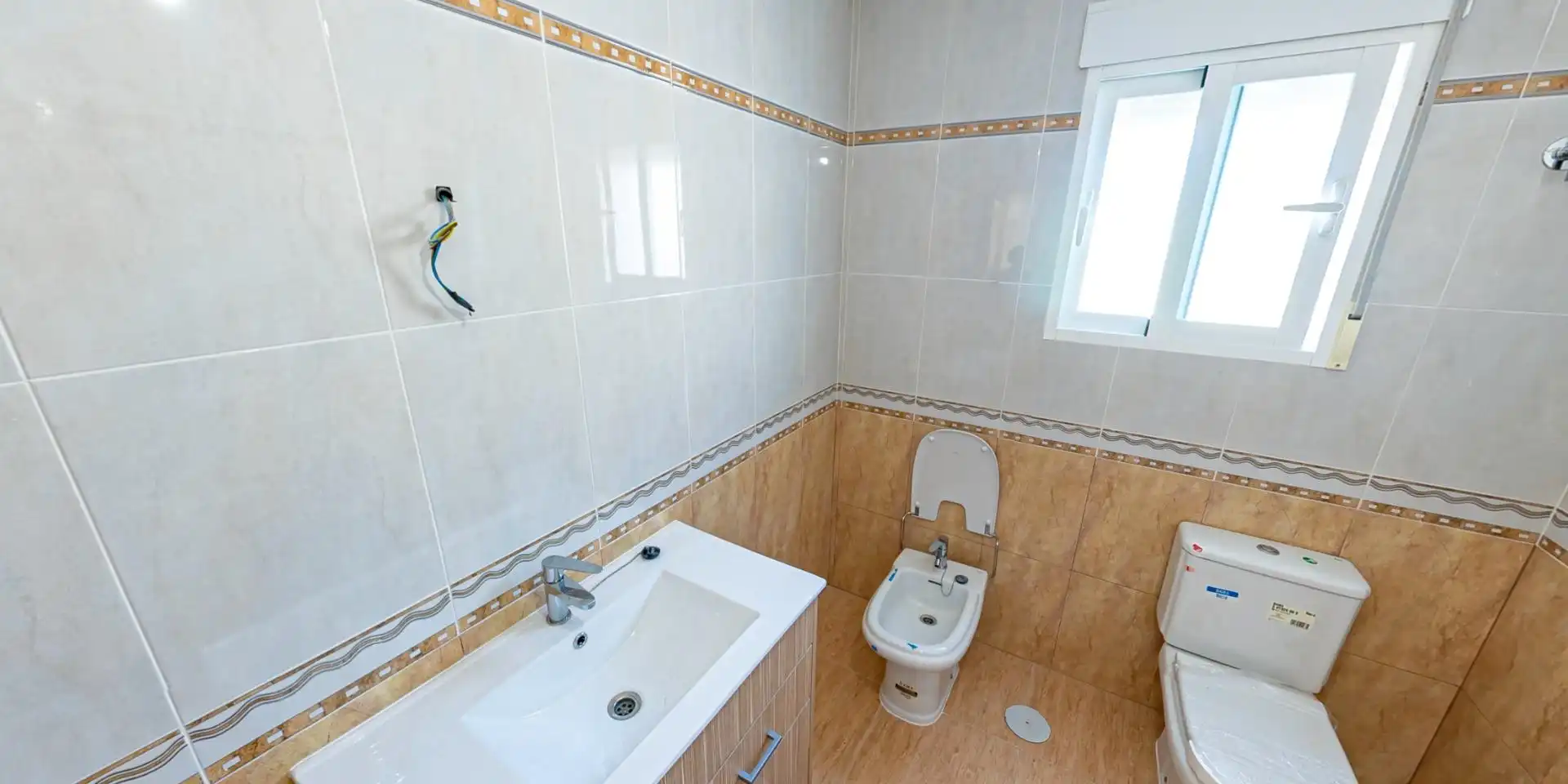 Bathroom of Houses for sale in L'Alfàs del Pi  with Private garden, Storage room and Swimming Pool