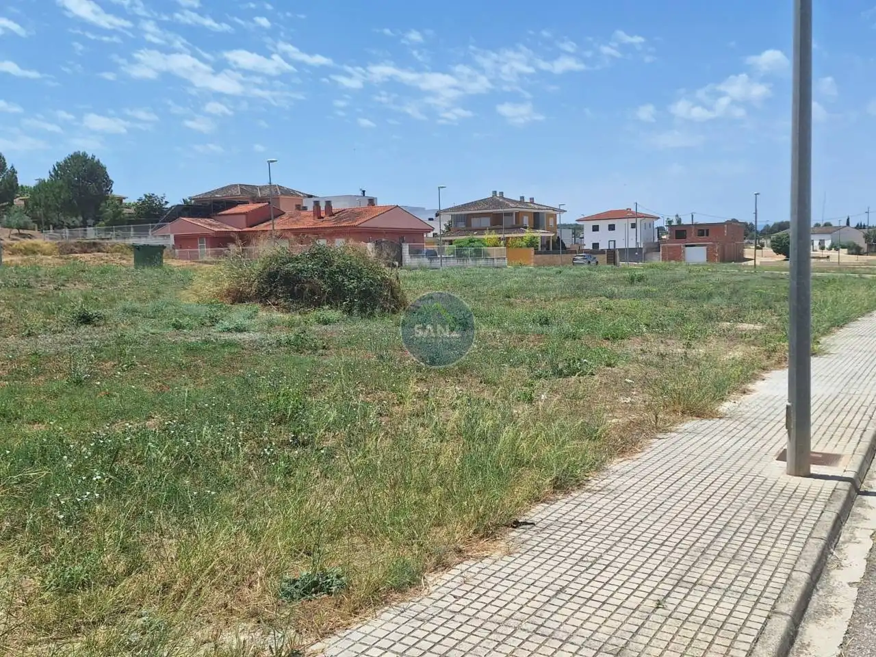 Industrial land for sale in Montaverner
