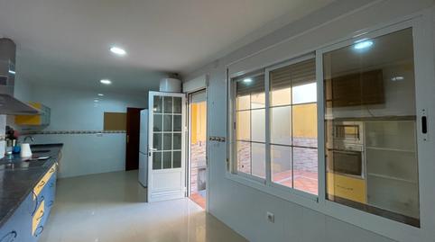 Foto 2 de Casa adosada en venda a Huévar del Aljarafe, Sevilla