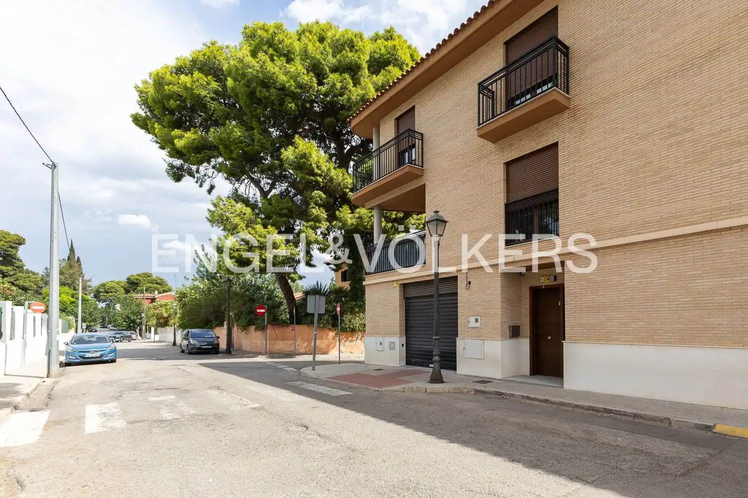 Exterior view of Detached homes for rent in Rocafort  with Air Conditioner, Heating and Parquet flooring
