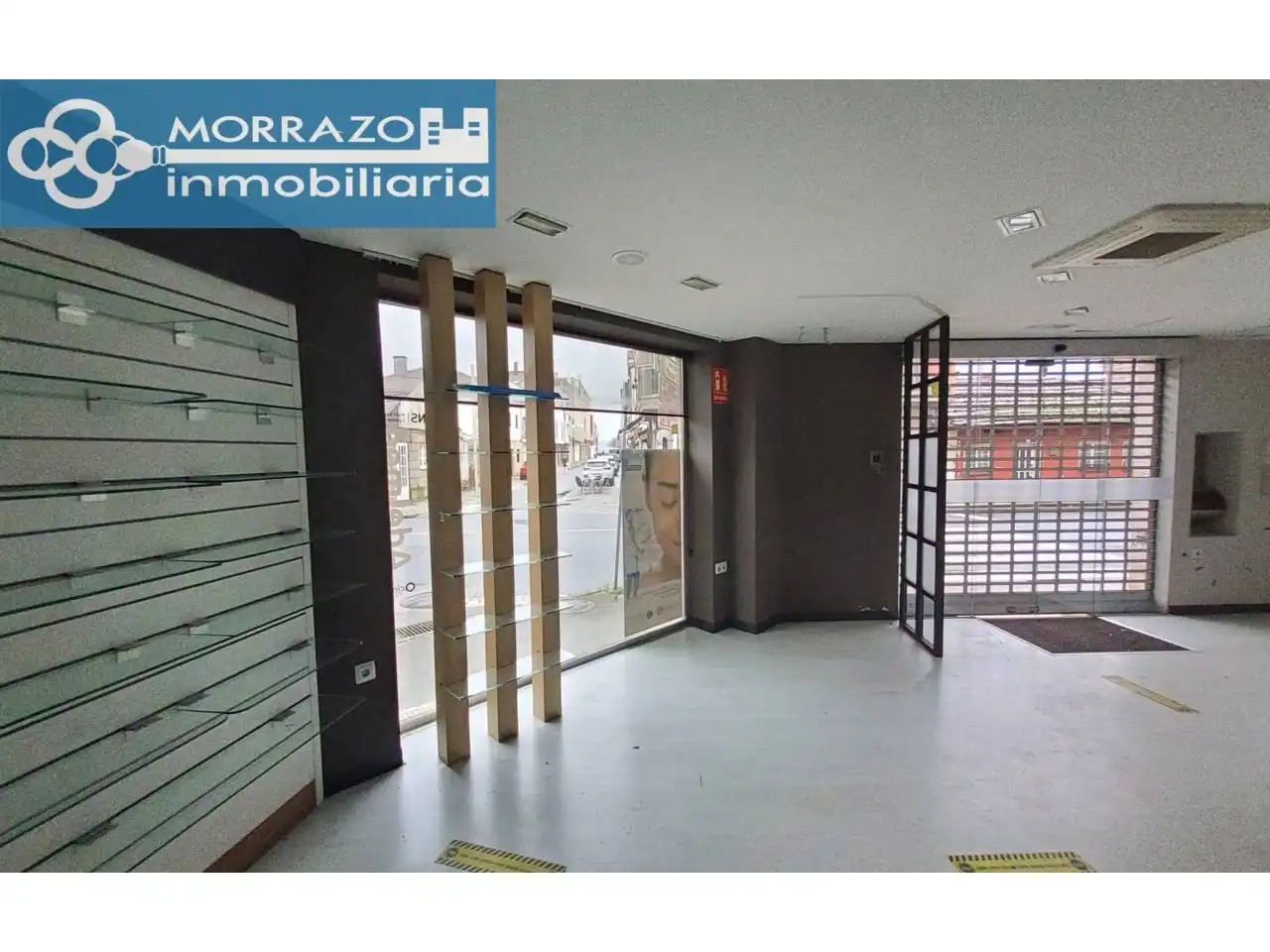 Commercial properties for rent in Calle Pazos Fontenla, 81, Bueu