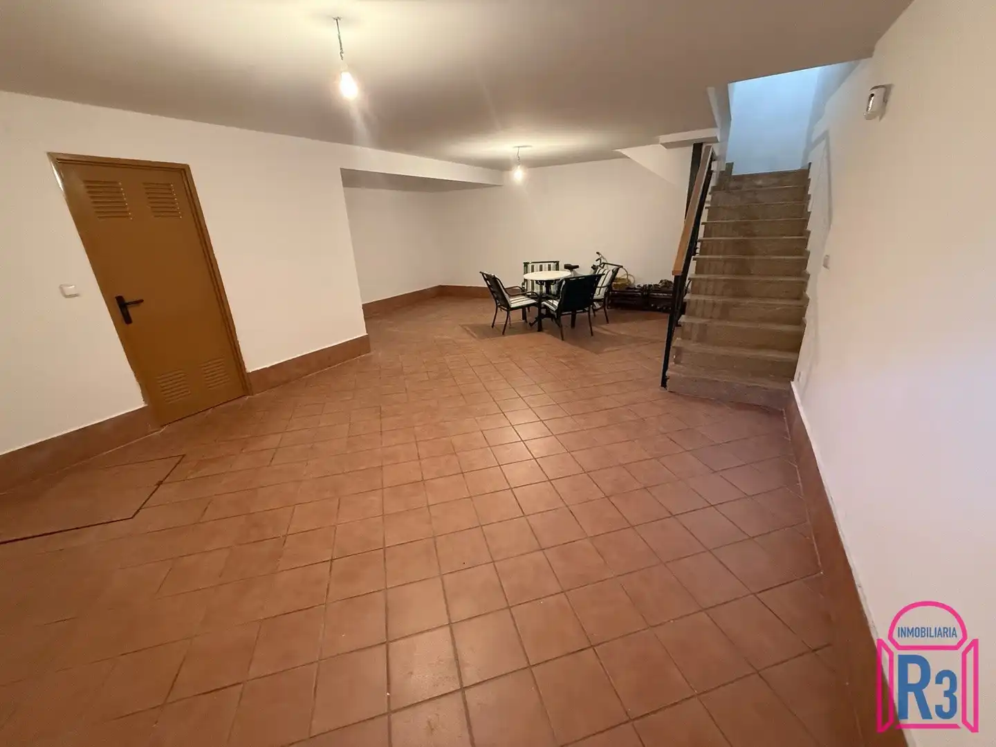 Casa o xalet en venda en León Capital  amb Calefacció, Piscina i Alarma