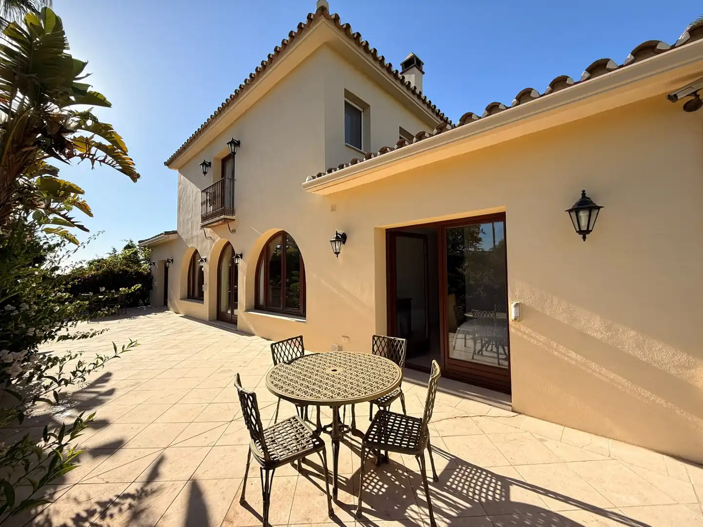 Terrassa de Casa o xalet en venda en Estepona amb Aire condicionat, Jardí privat i Terrassa