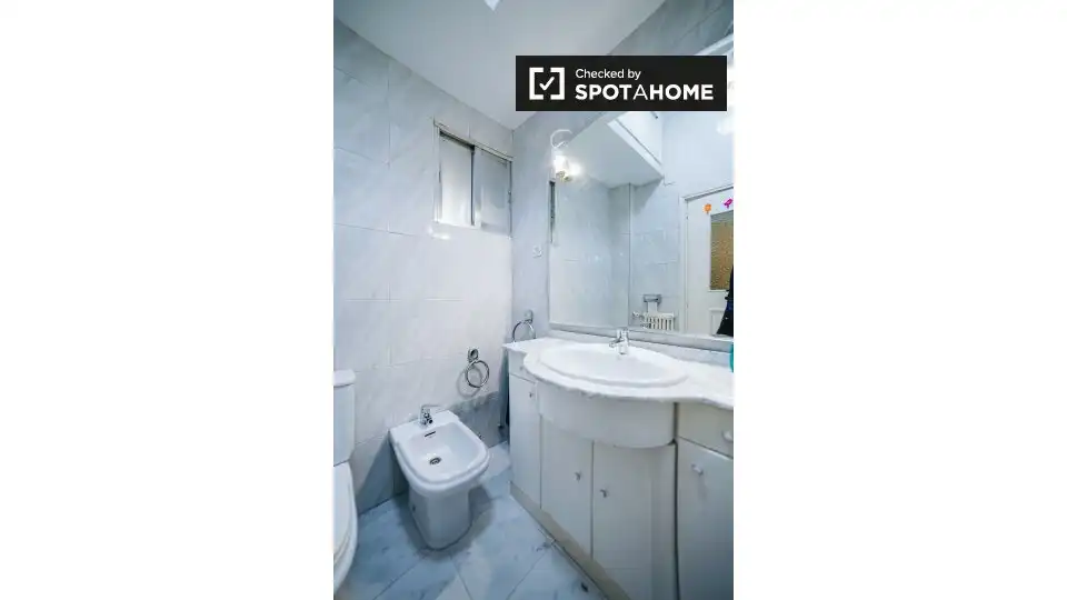 Room in Madrid, Madrid