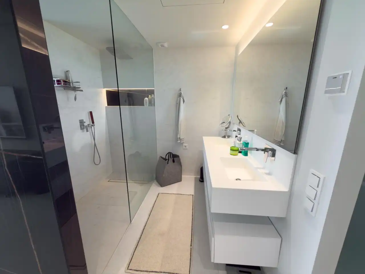 Baño de Apartamento en venta en Ojén con Aire acondicionado, Calefacción y Jardín privado