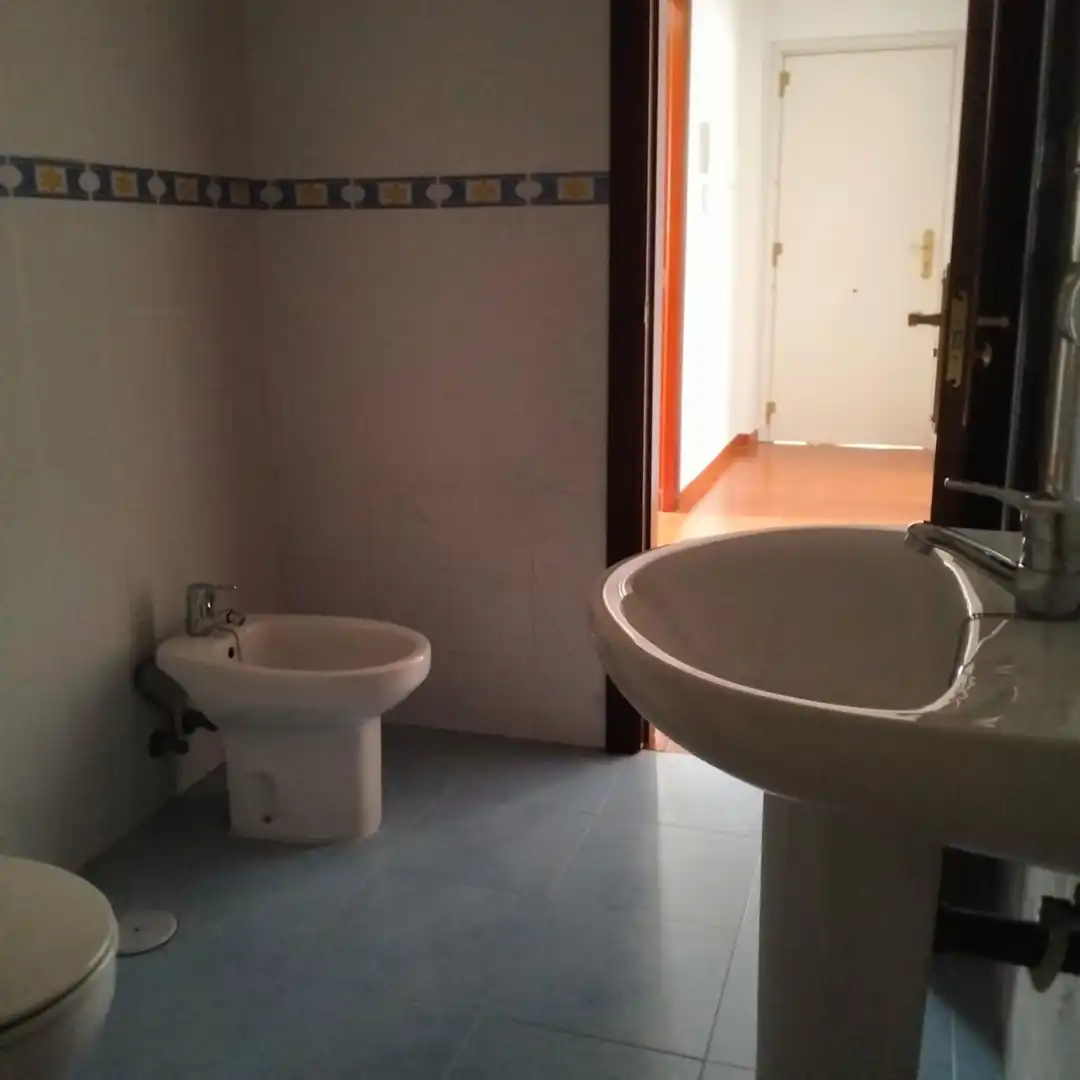 Bathroom of Flat for sale in Jimena de la Frontera