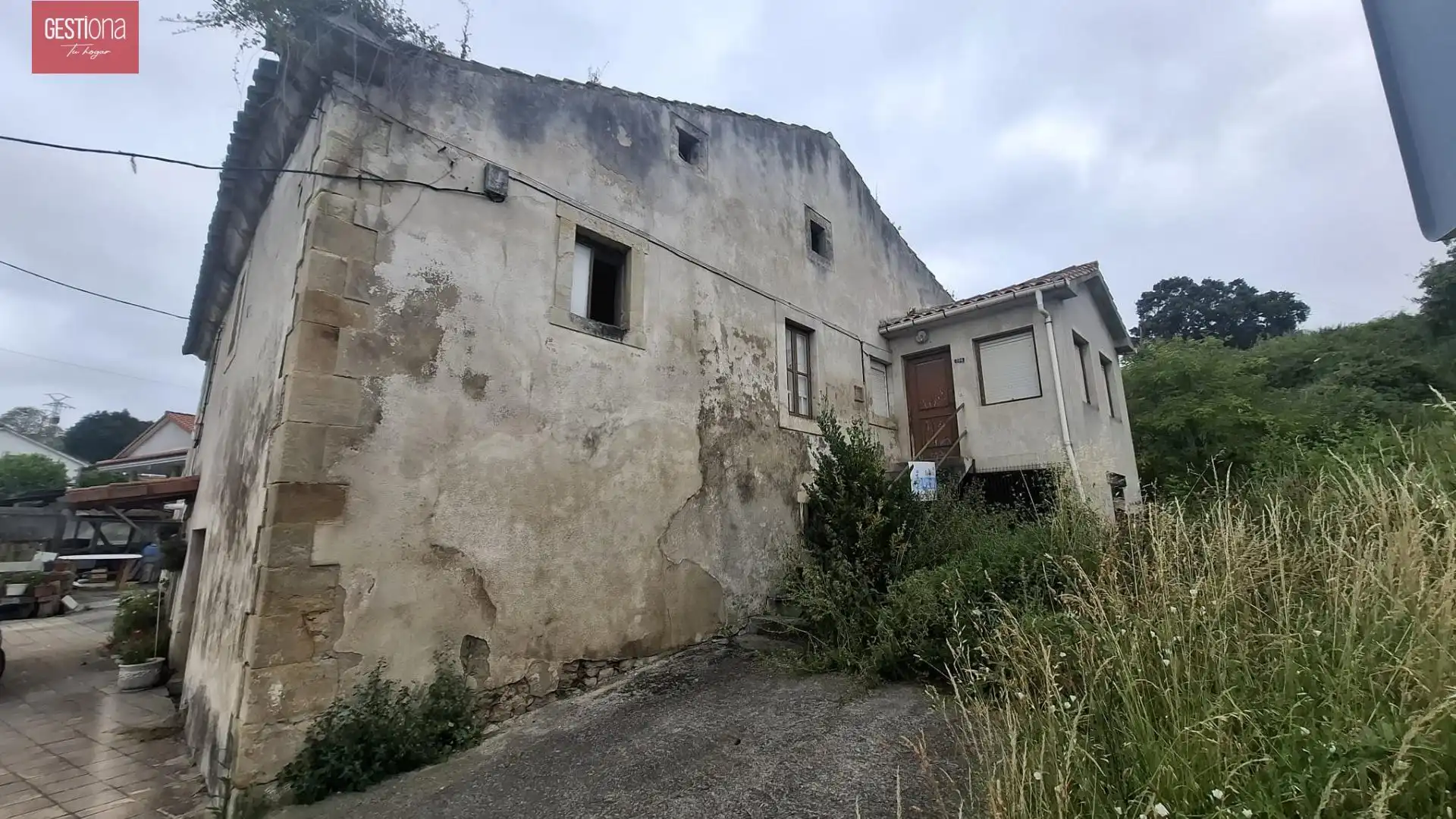 Vista exterior de Casa adosada en venda en Bareyo pueblo