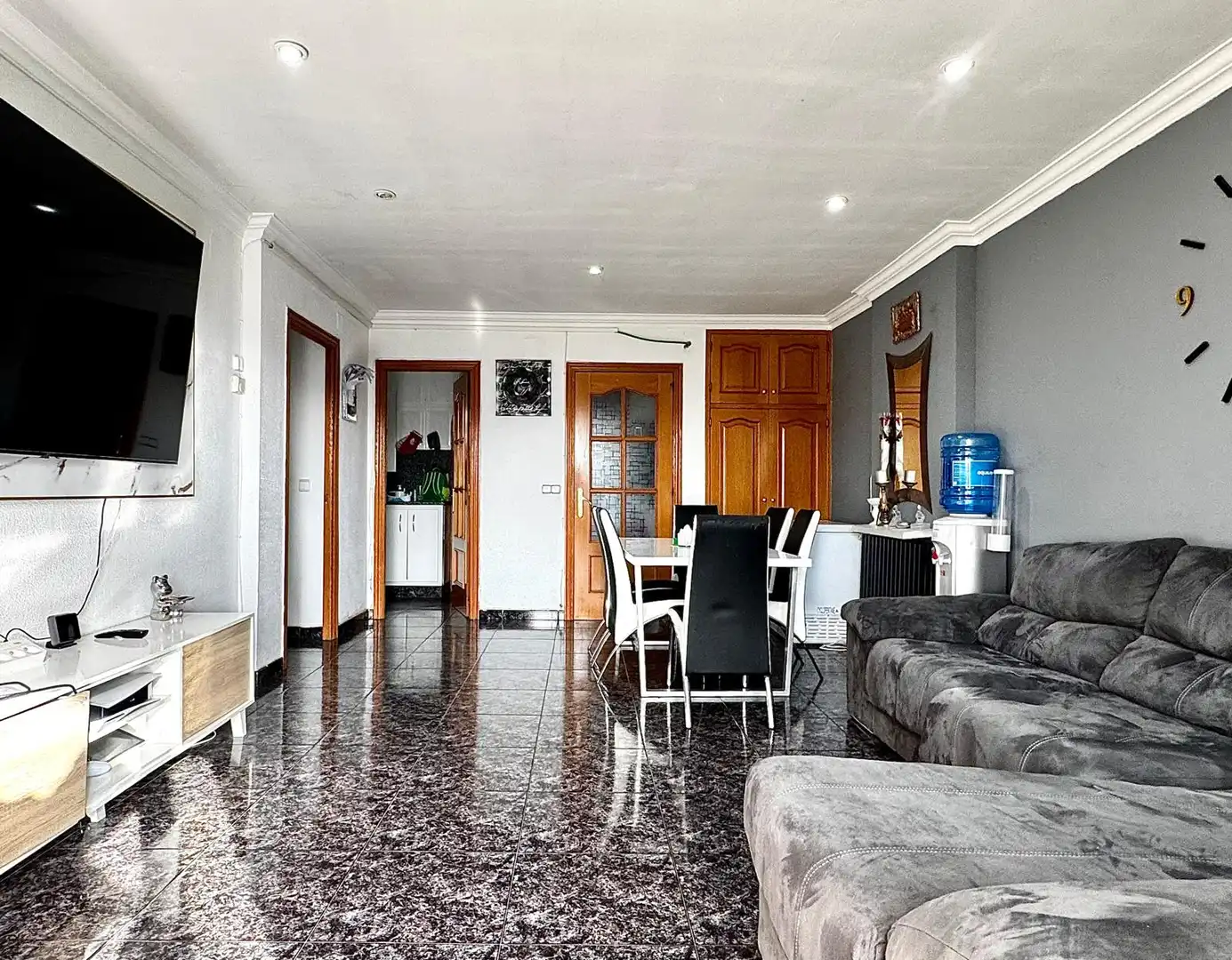 Sala d'estar de Pis en venda en Girona amb Aire condicionat, Calefacció i Moblat