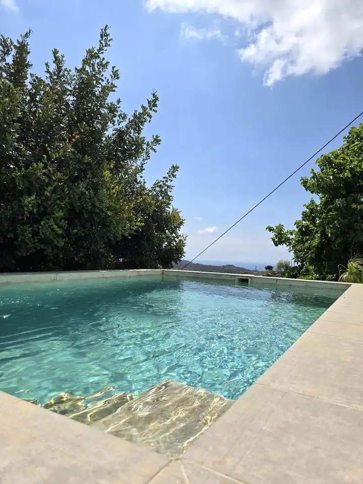 Piscina de Casa o chalet en venta en Almuñécar con Aire acondicionado, Jardín privado y Terraza