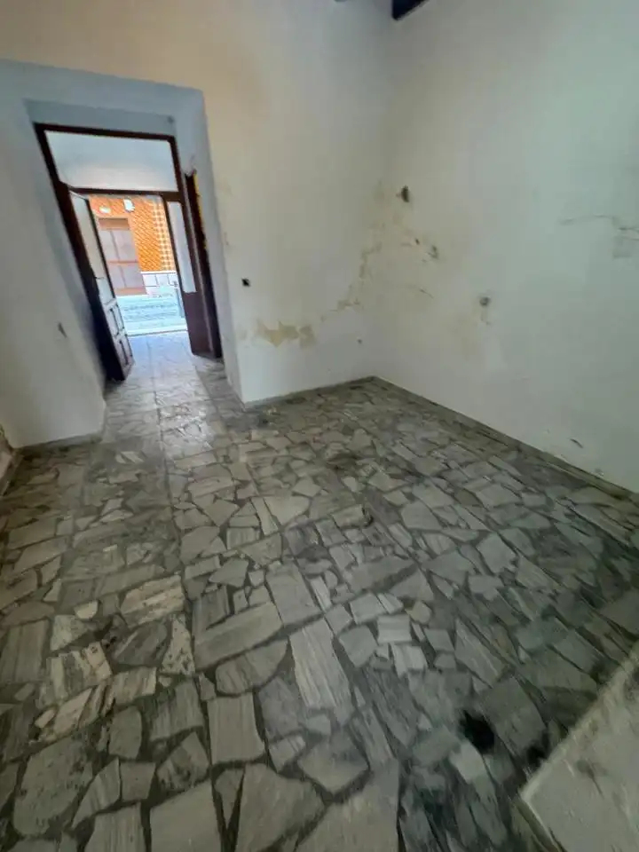 Casa o chalet en venta en Brenes con Terraza y Trastero