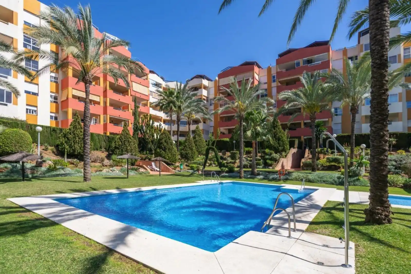 Apartamento con piscina en venta en Benamara - Atalaya