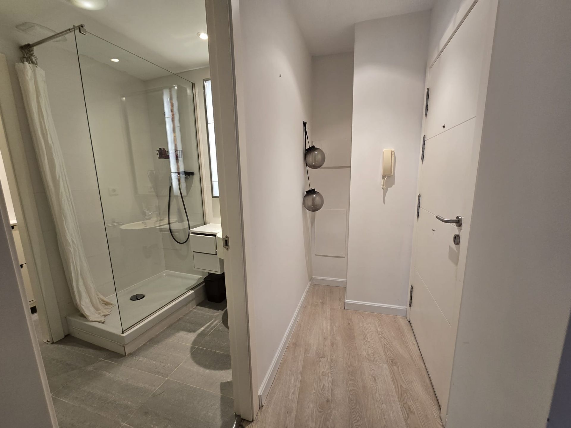 Bathroom of Study for sale in  Logroño  with Heating and Furnished