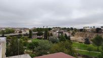 Vista exterior de Casa o xalet en venda en Badajoz Capital amb Terrassa