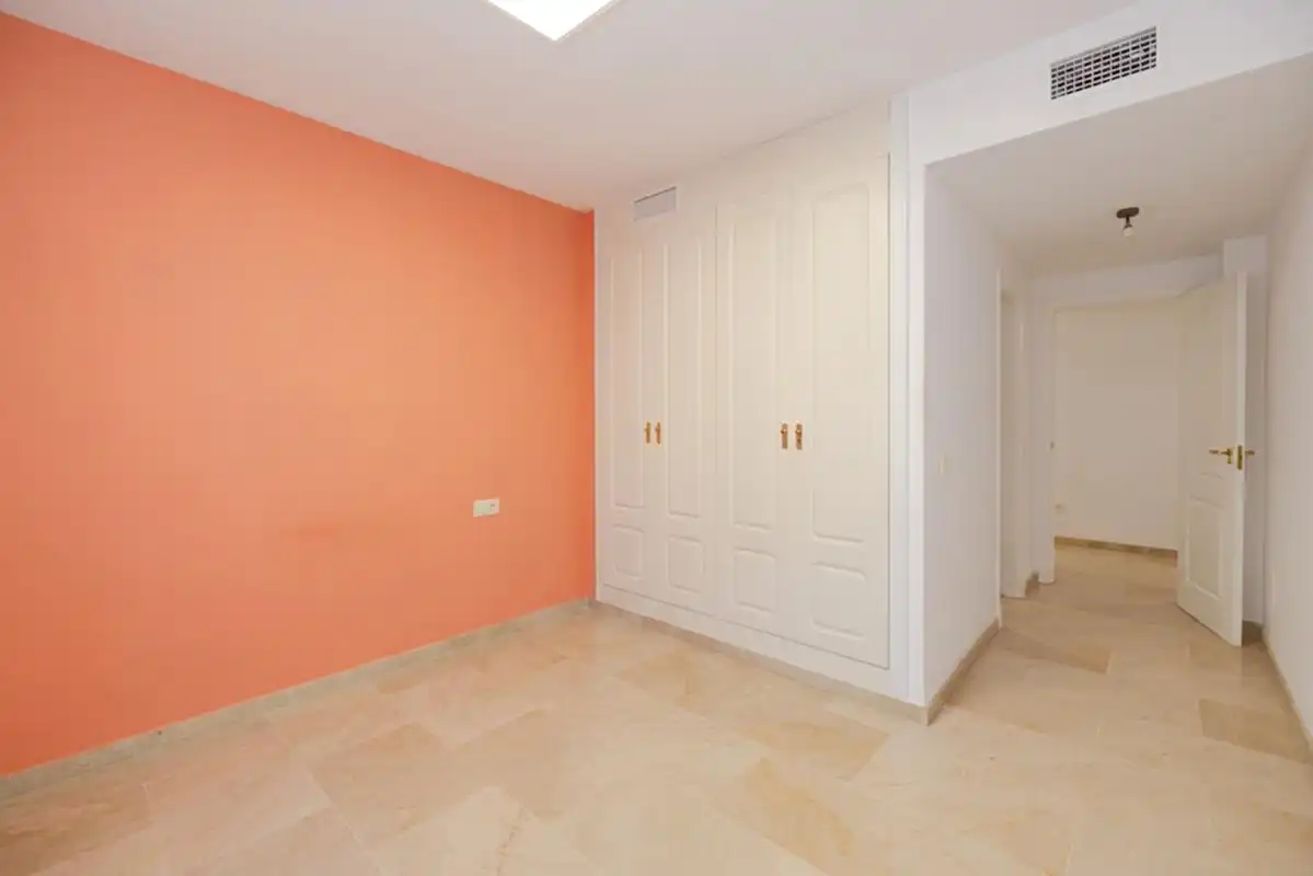 Piso en venta en Marbella con Aire acondicionado, Calefacción y Jardín privado