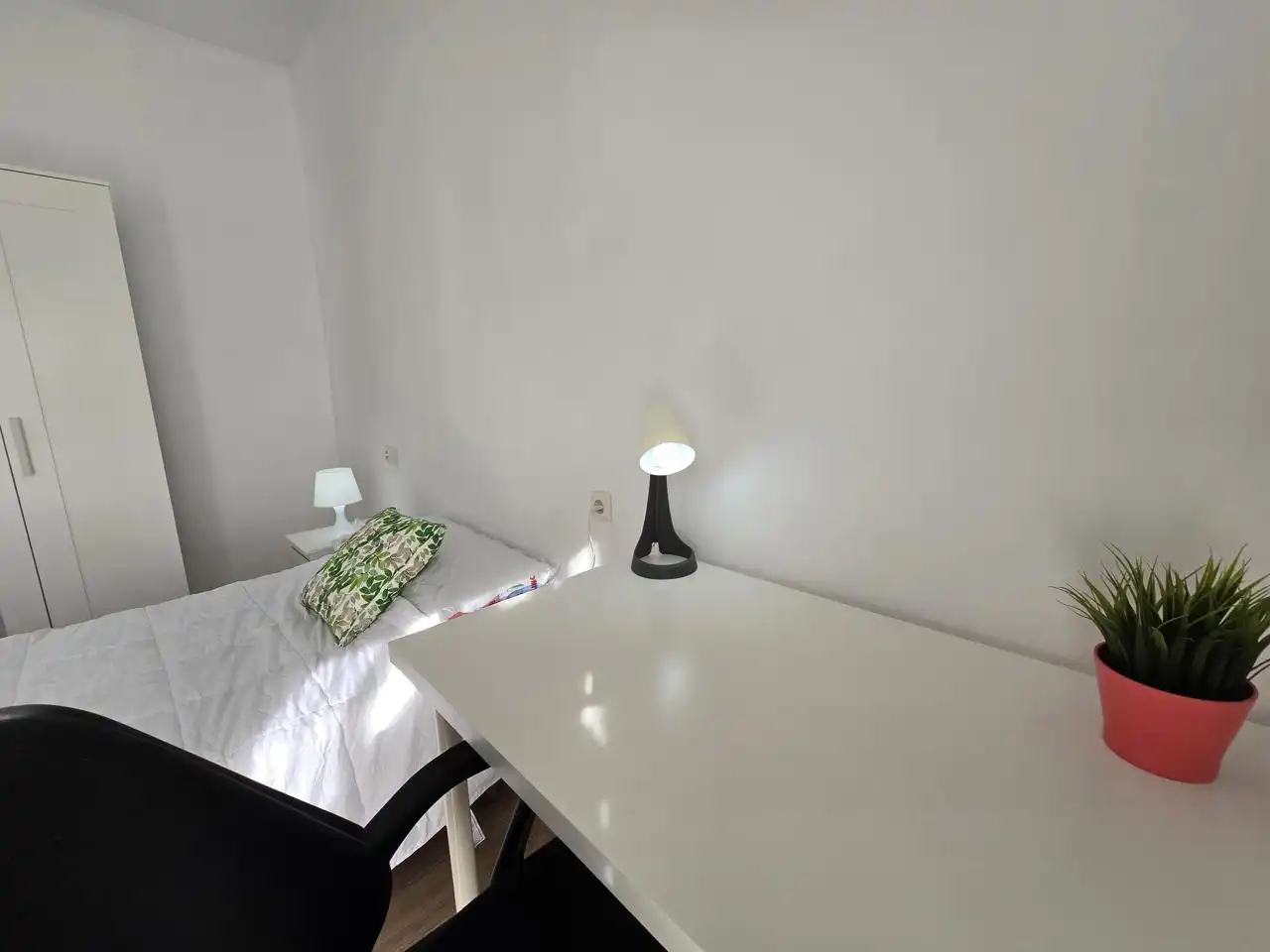 Room in Bami, Bami - La Estrella