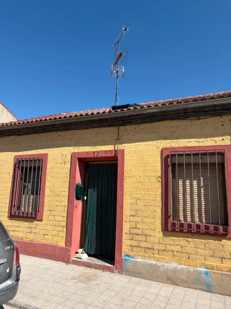 Vista exterior de Casa o chalet en venta en Traspinedo con Calefacción