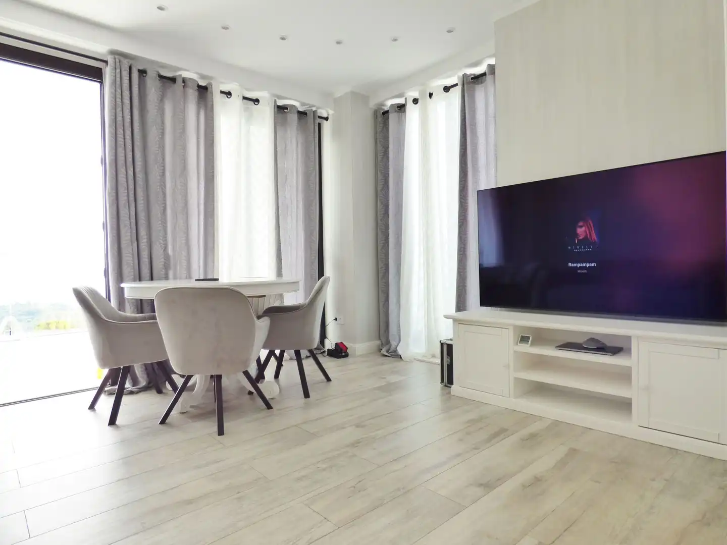 Sala d'estar de Casa o xalet en venda en Lloret de Mar amb Aire condicionat, Calefacció i Jardí privat