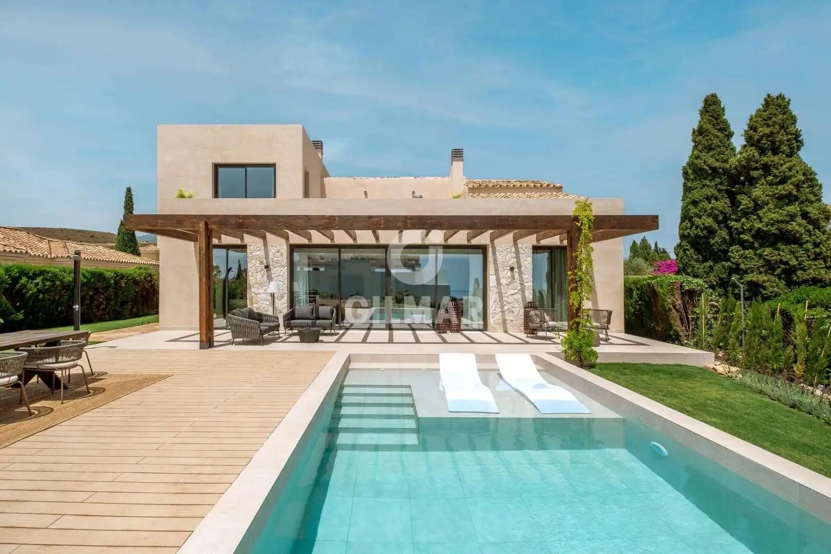 Exterior view of Houses for sale in Benahavís  with Heating, Private garden and Swimming Pool