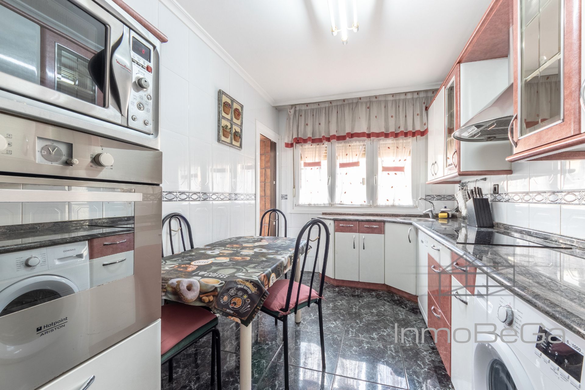 Kitchen of Flat for sale in Barakaldo   with Heating, Parquet flooring and Furnished