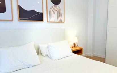 Bedroom of Flat for sale in  Valencia Capital  with Air Conditioner, Furnished and Balcony