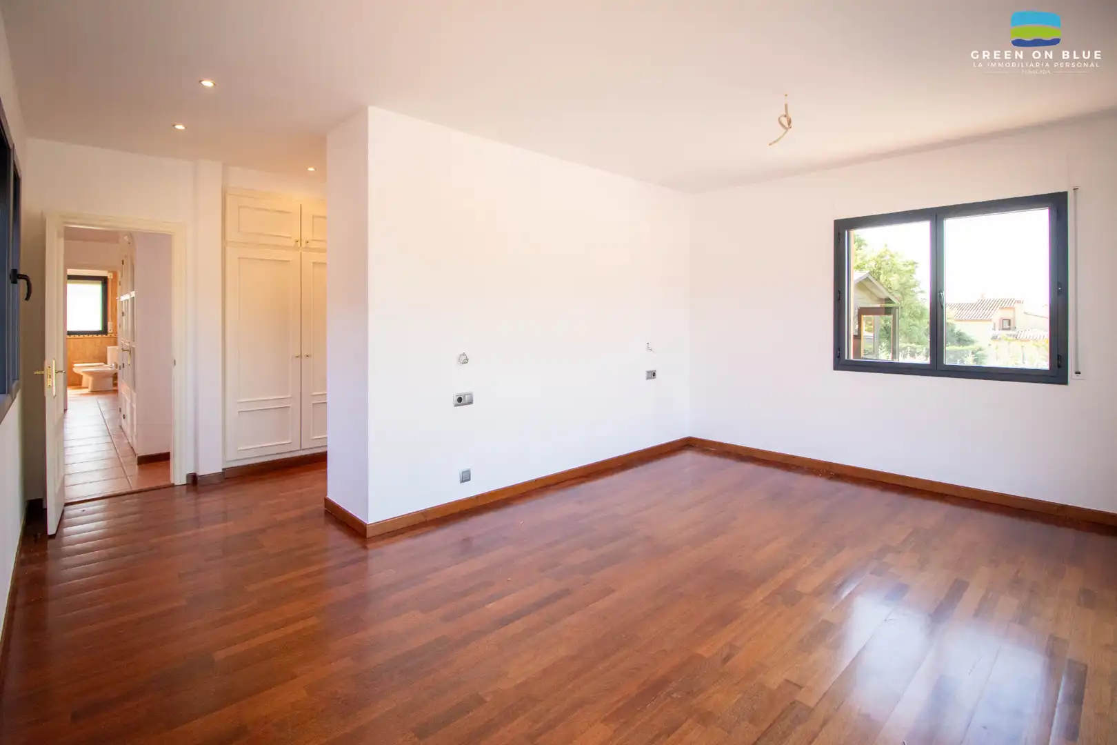 Habitación de Casa o chalet en venta en Peralada con Aire acondicionado, Calefacción y Jardín privado