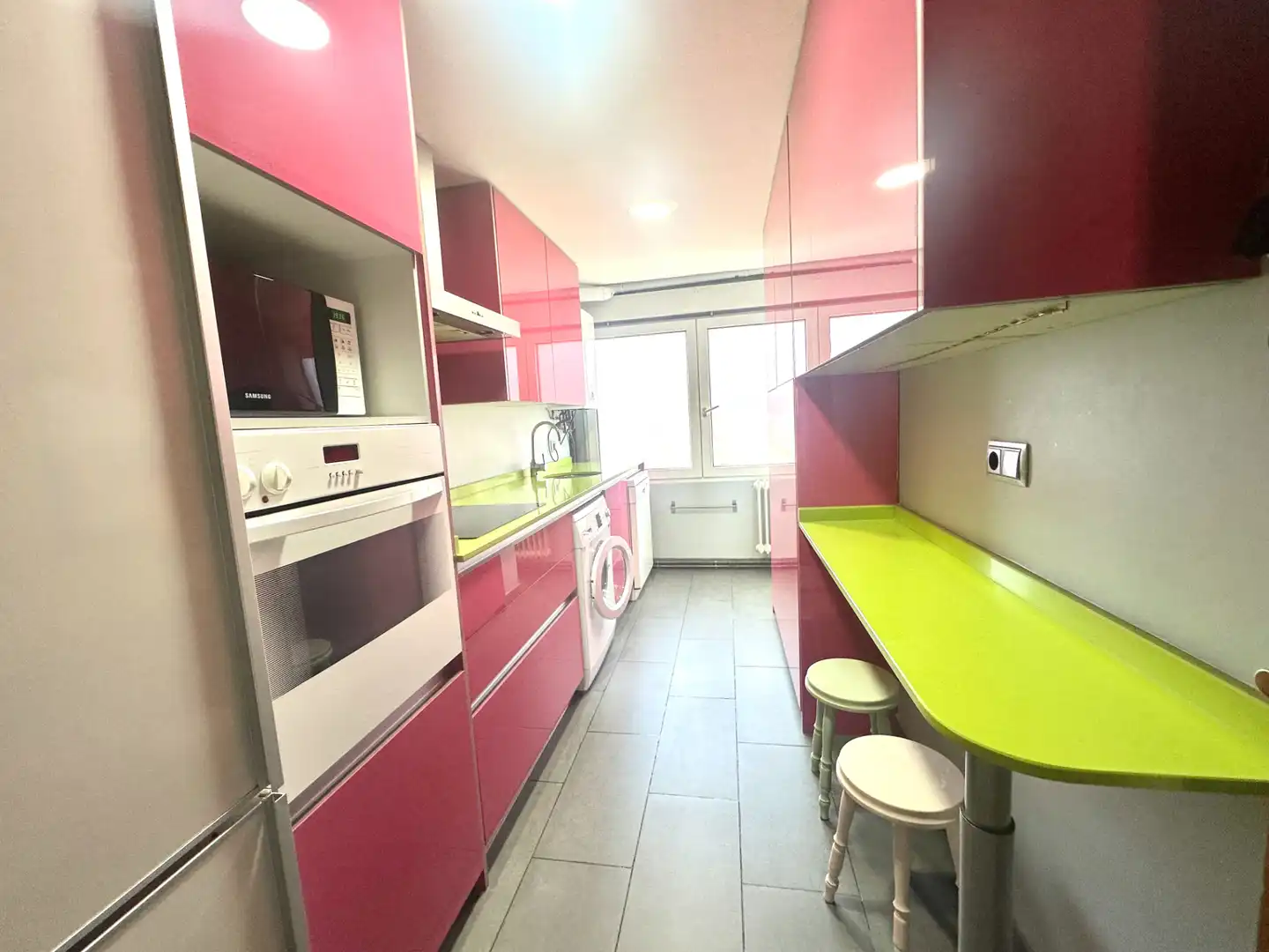 Cocina de Piso en venta en Madrid con Calefacción, Trastero y Horno