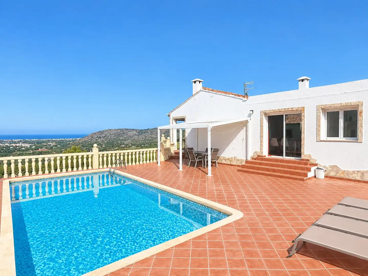 Xalet amb piscina en venda a La Sella