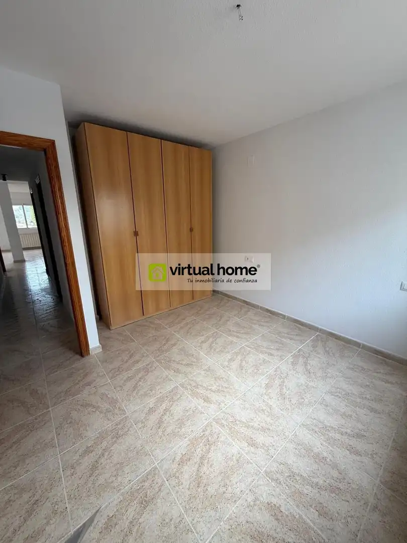 Habitación de Casa o chalet en venta en La Nucia con Jardín privado, Terraza y Trastero