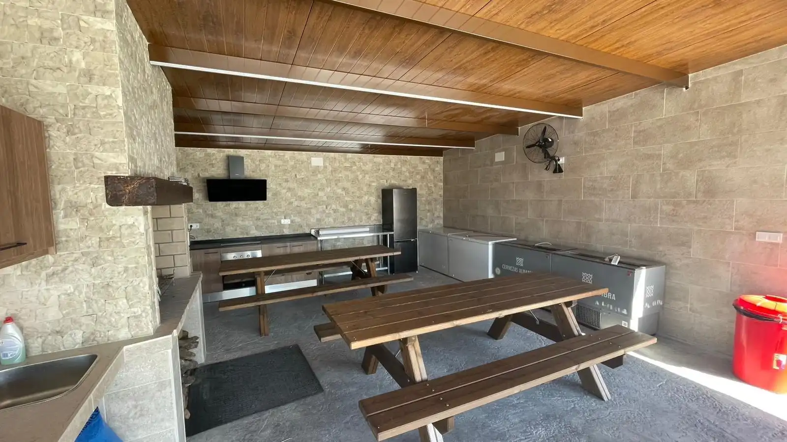 Terrasse von Haus oder Chalet zur Miete in Elche / Elx mit Klimaanlage, Heizung und Privatgarten