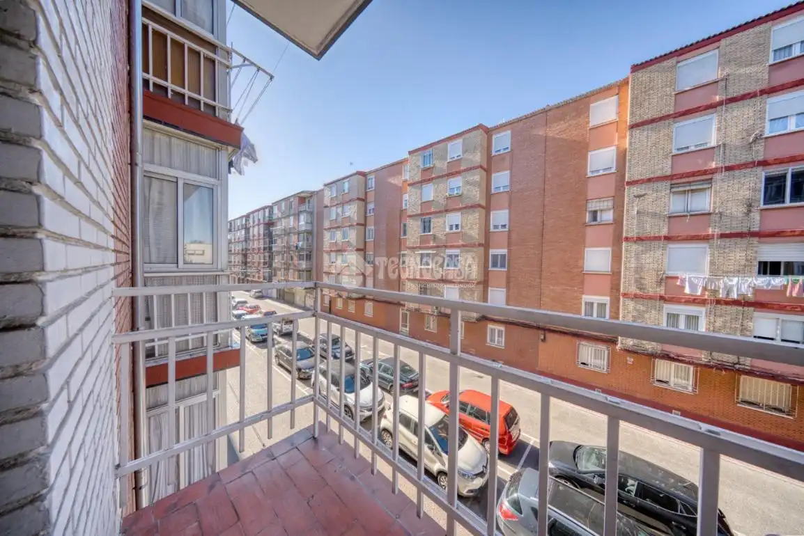 Vista exterior de Pis en venda en Valladolid