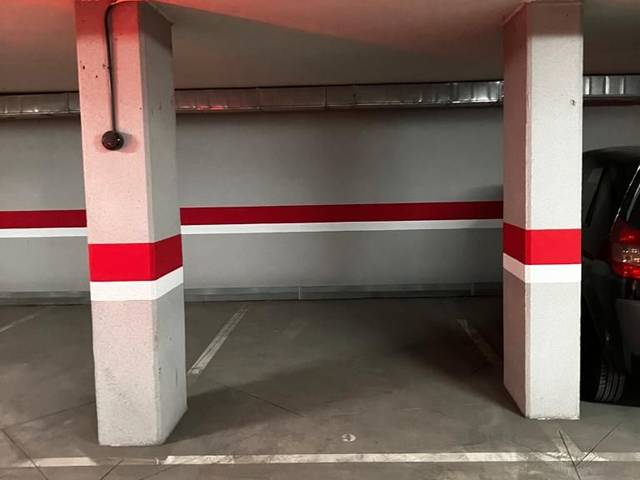 Garaje en Alquiler en Calle de Eraso, 73 en Guindalera