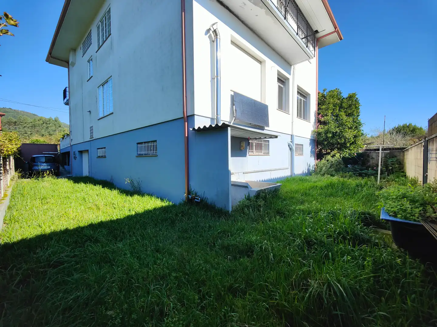 Vista exterior de Casa o chalet en venta en Rianxo con Calefacción, Jardín privado y Parquet