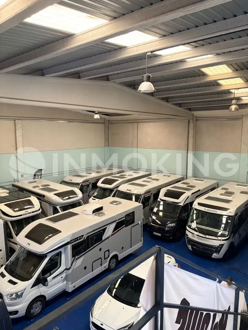 Parking de Nave industrial de alquiler en Alcalá de Henares con Calefacción