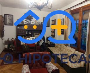 Living room of Flat for sale in  Toledo Capital  with Heating