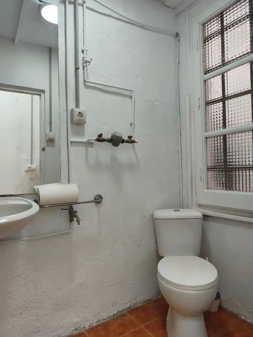 Badezimmer von Geschaftsraum zur Miete in Zaragoza