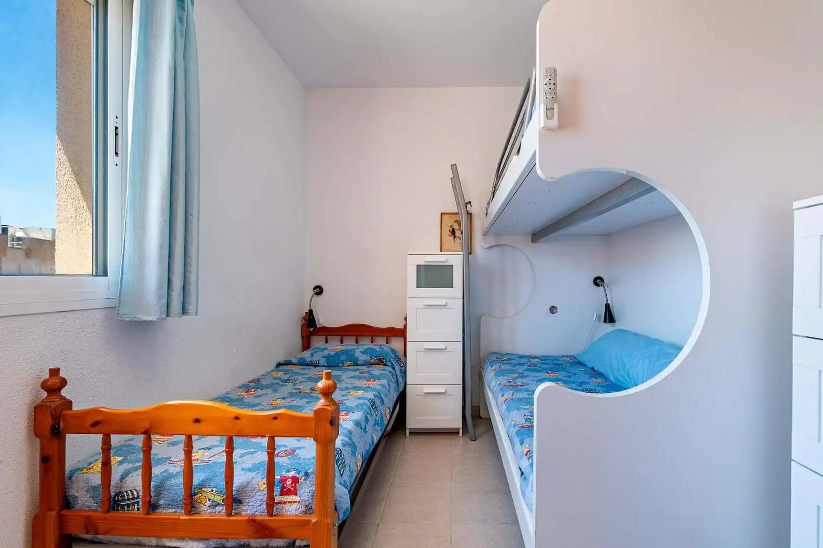 Habitación de Ático en venta en El Ejido con Aire acondicionado, Terraza y Trastero