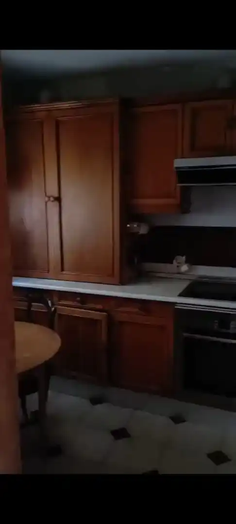 Kitchen of Houses for share in Madrid  with Parquet flooring, Washing machine and Microwave