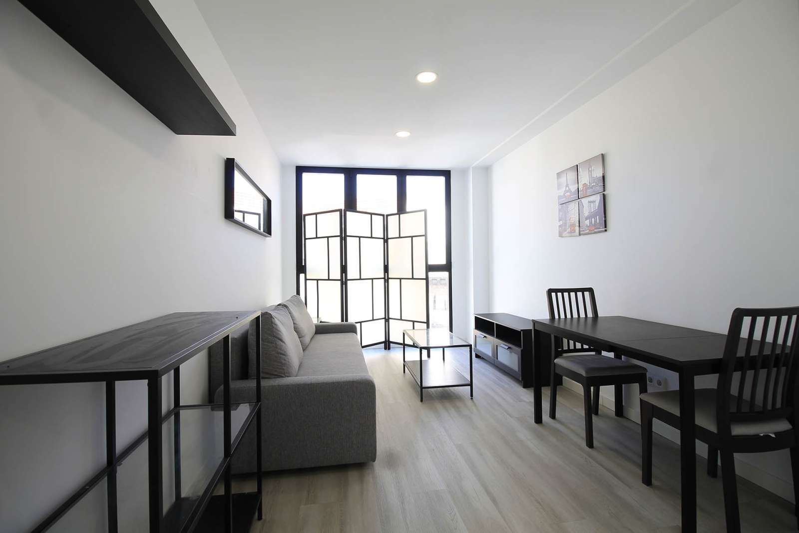 Sala d'estar de Apartament per a compartir en  Madrid Capital amb Aire condicionat i Terrassa