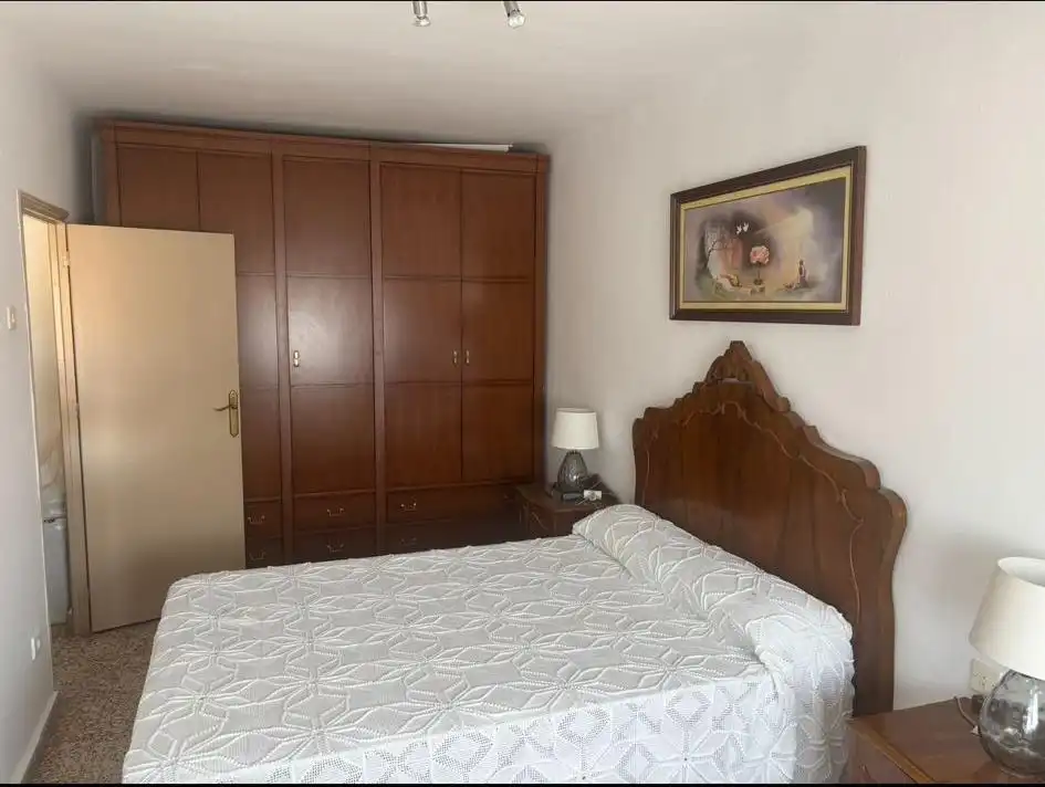 Habitación de Piso en venta en Almería con Aire acondicionado y Balcón