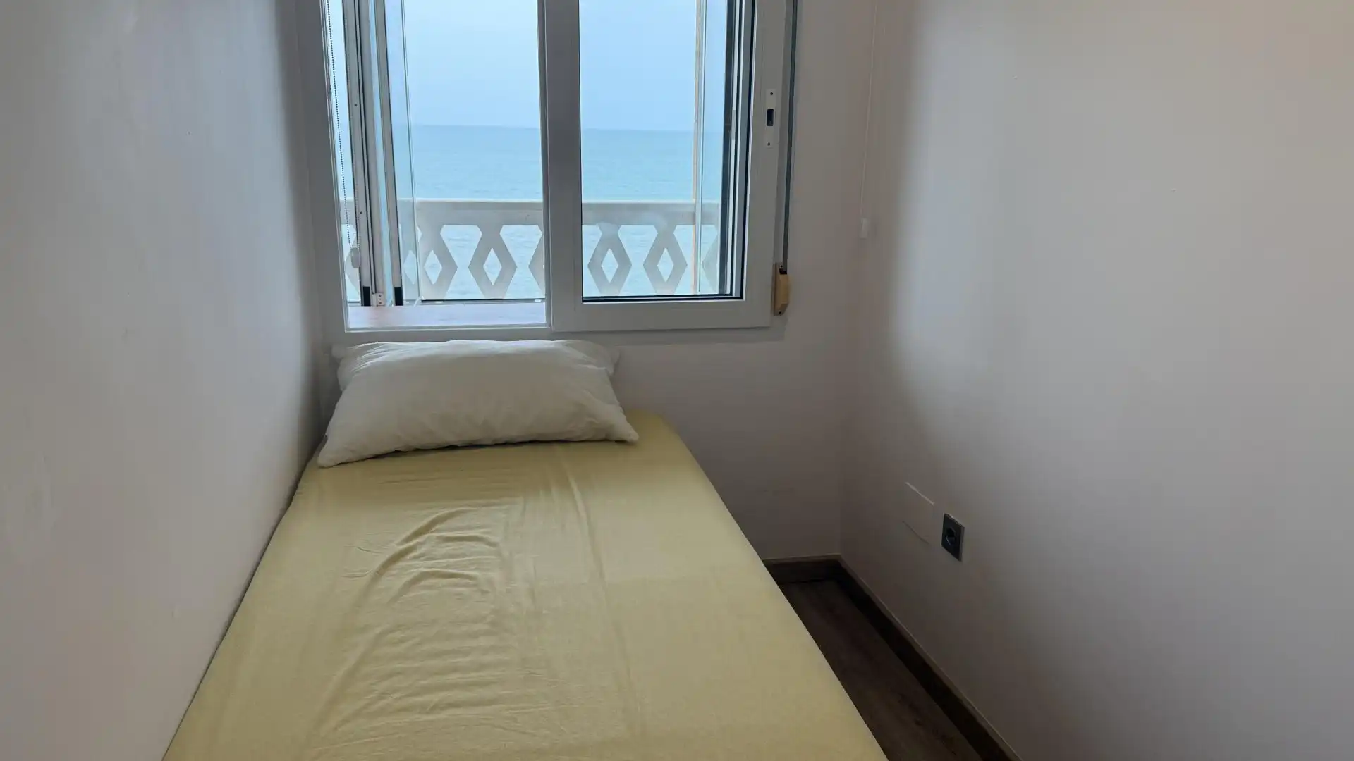Habitación de Apartamento de alquiler en Torrevieja