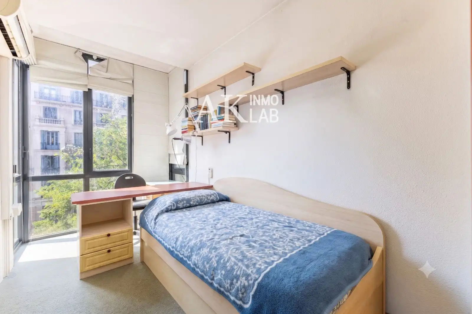 Bedroom of Flat for sale in Barcelona  with Air Conditioner, Heating and Terrace