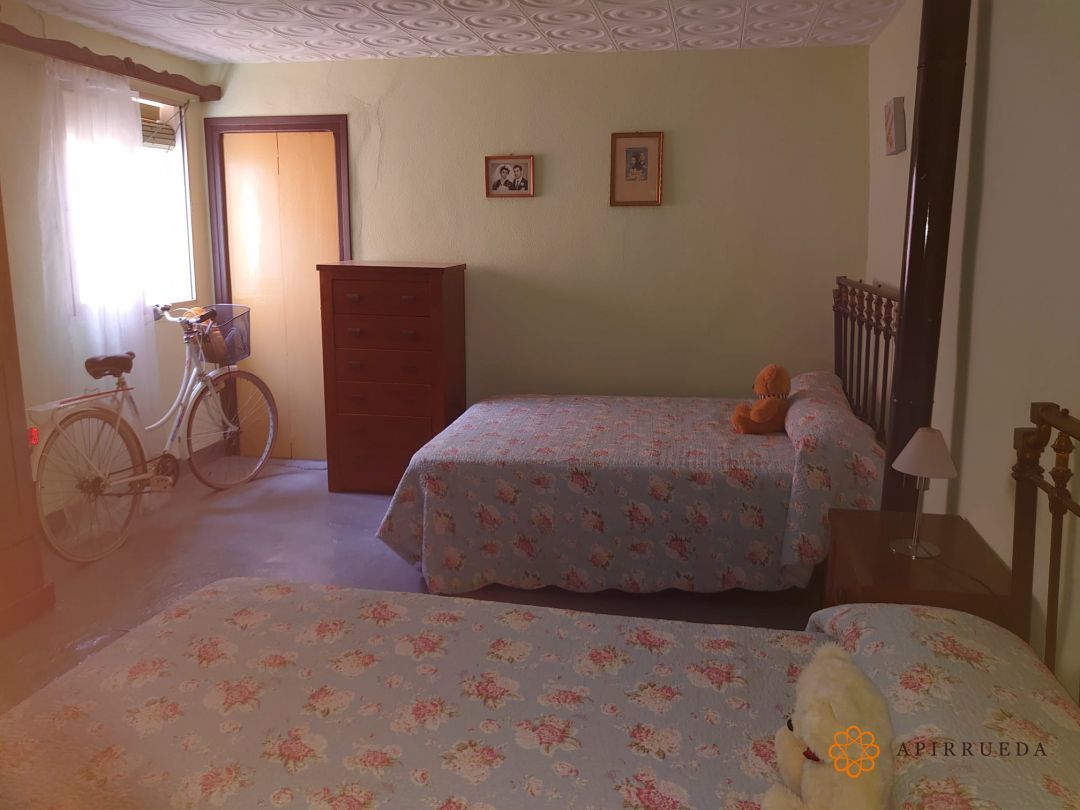 Dormitori de Casa o xalet en venda en Alforque amb Calefacció i Traster
