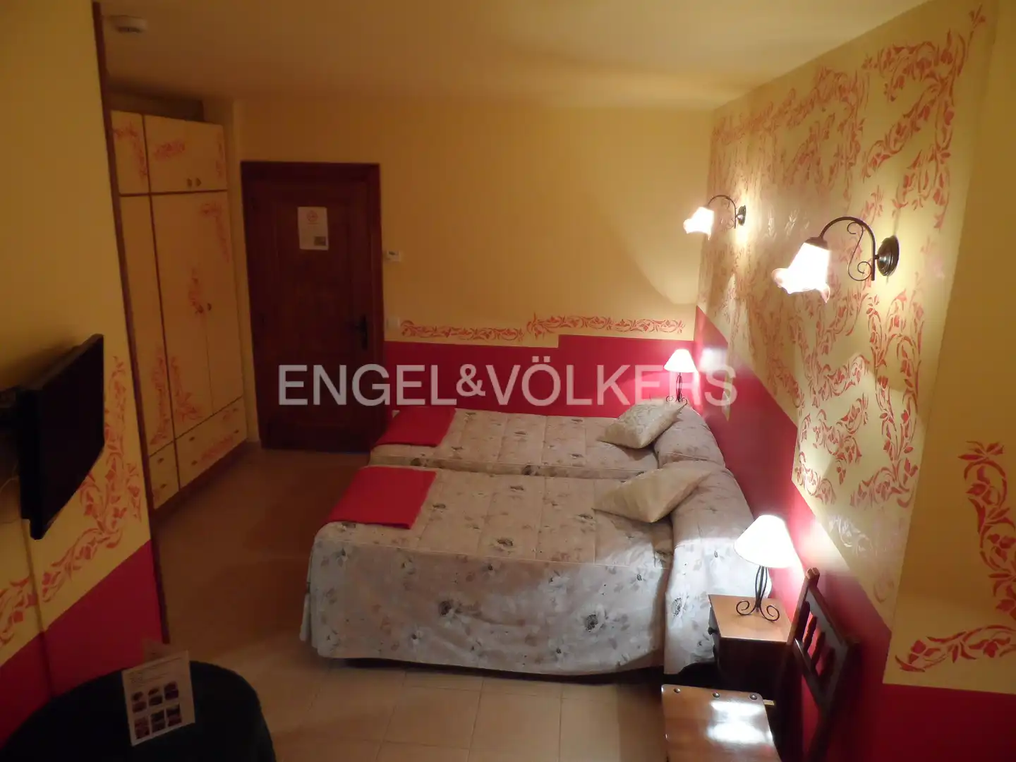 Bedroom of Country homes for sale in Luyego  with Heating, Terrace and Furnished
