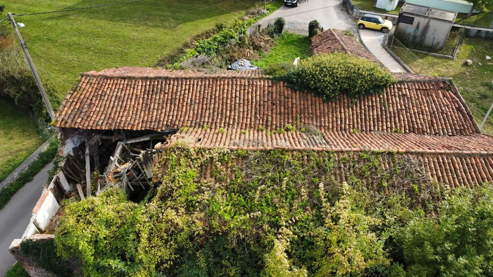 Außenansicht von Country house zum Verkauf in Llanes