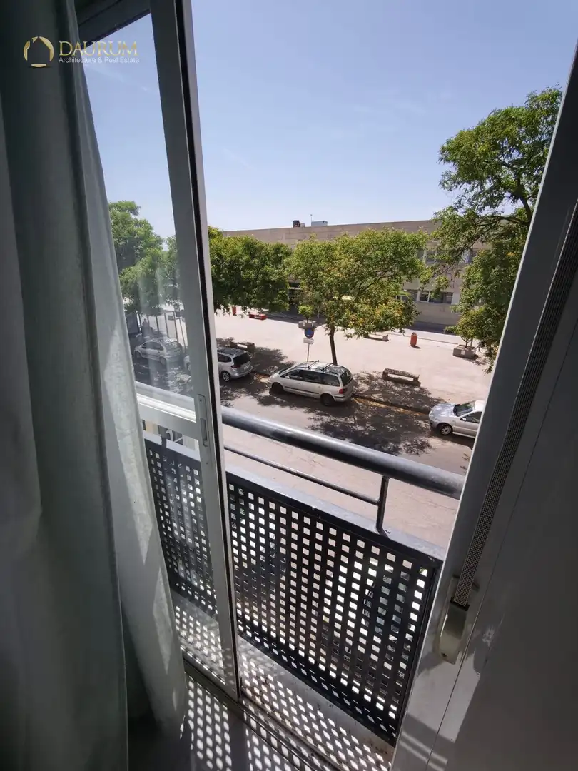 Vista exterior de Pis en venda en Utrera amb Aire condicionat, Calefacció i Terrassa