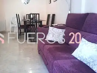 Wohnzimmer von Wohnung zum Verkauf in Noja mit Heizung, Privatgarten und Terrasse
