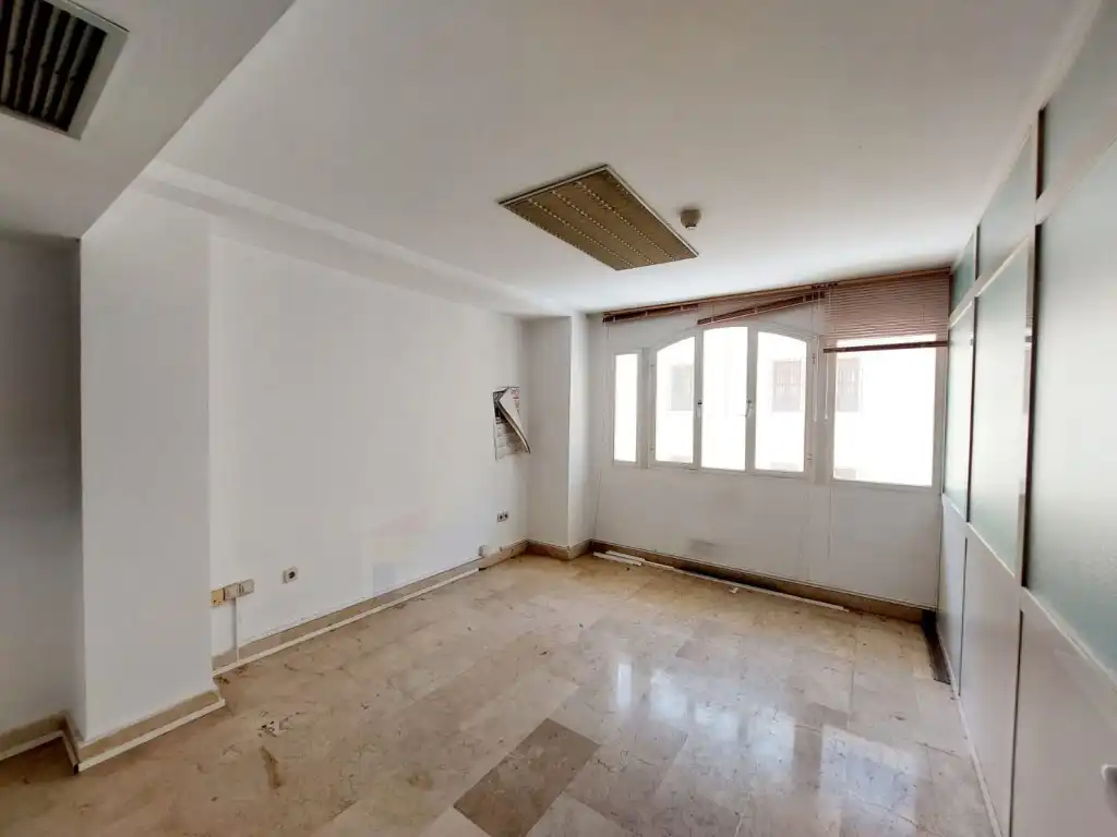 Büro zur Miete in Badajoz